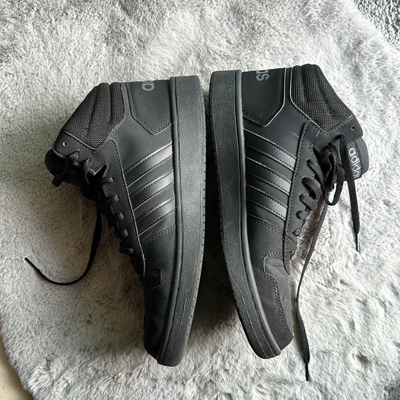 Adidas Black high top sneakers - Men’s size 12 - Picture 4 of 8